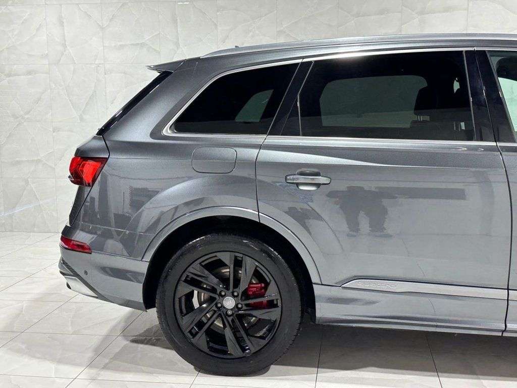 2020 AUDI Q7 2020 AUDI Q7