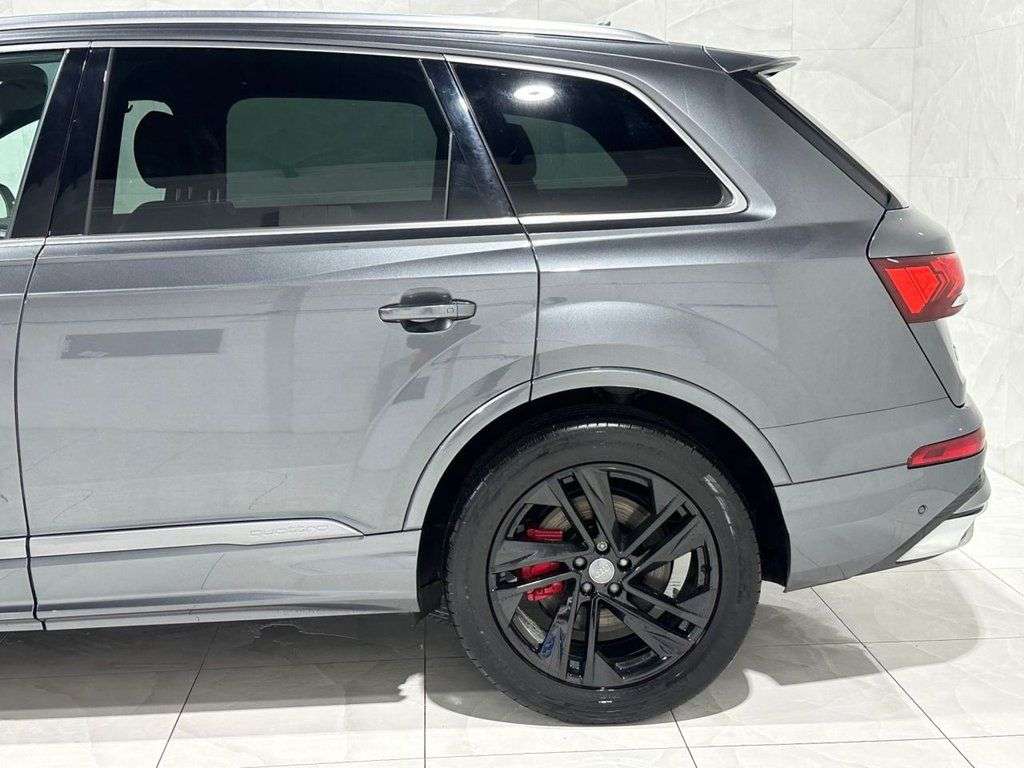 2020 AUDI Q7 2020 AUDI Q7