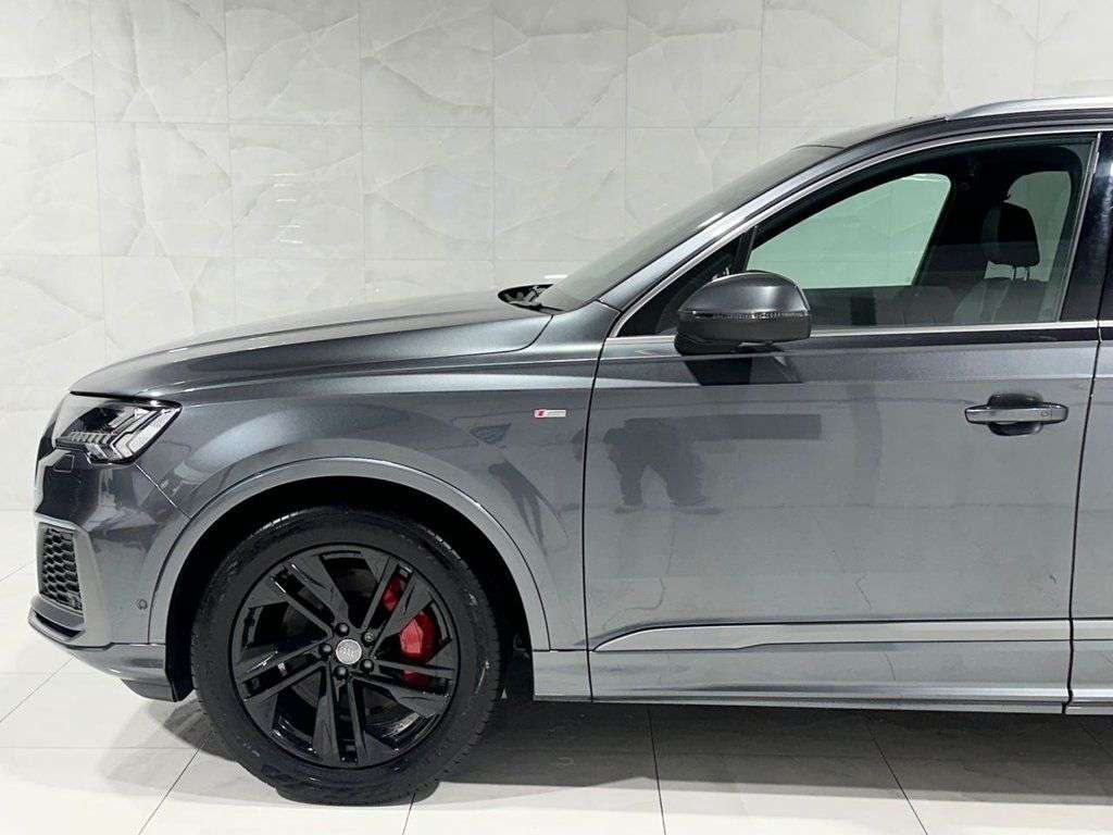 2020 AUDI Q7 2020 AUDI Q7