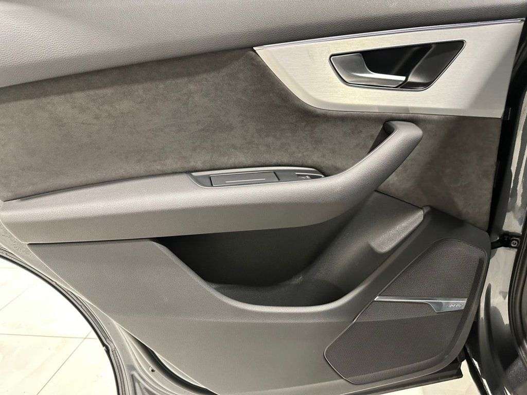 2020 AUDI Q7 2020 AUDI Q7