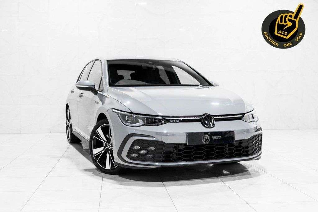 A 2022 VOLKSWAGEN GOLF 2.0 TDI GTD Hatchback 5dr Diesel DSG Euro 6 (s/s) (200 ps) A 2022 VOLKSWAGEN GOLF 2.0 TDI GTD Hatchback 5dr Diesel DSG Euro 6 (s/s) (200 ps)