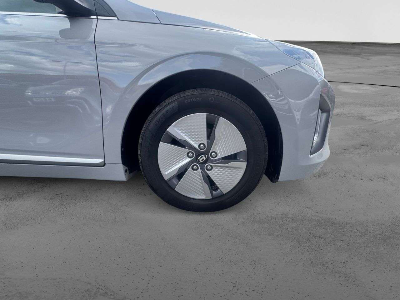 2021 HYUNDAI IONIQ 2021 HYUNDAI IONIQ