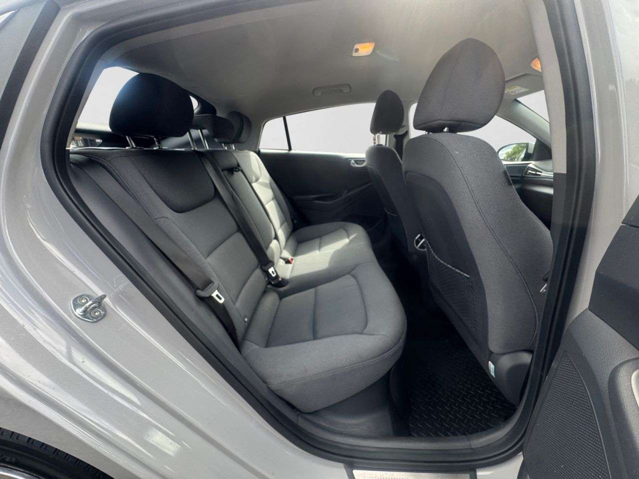 2021 HYUNDAI IONIQ 2021 HYUNDAI IONIQ