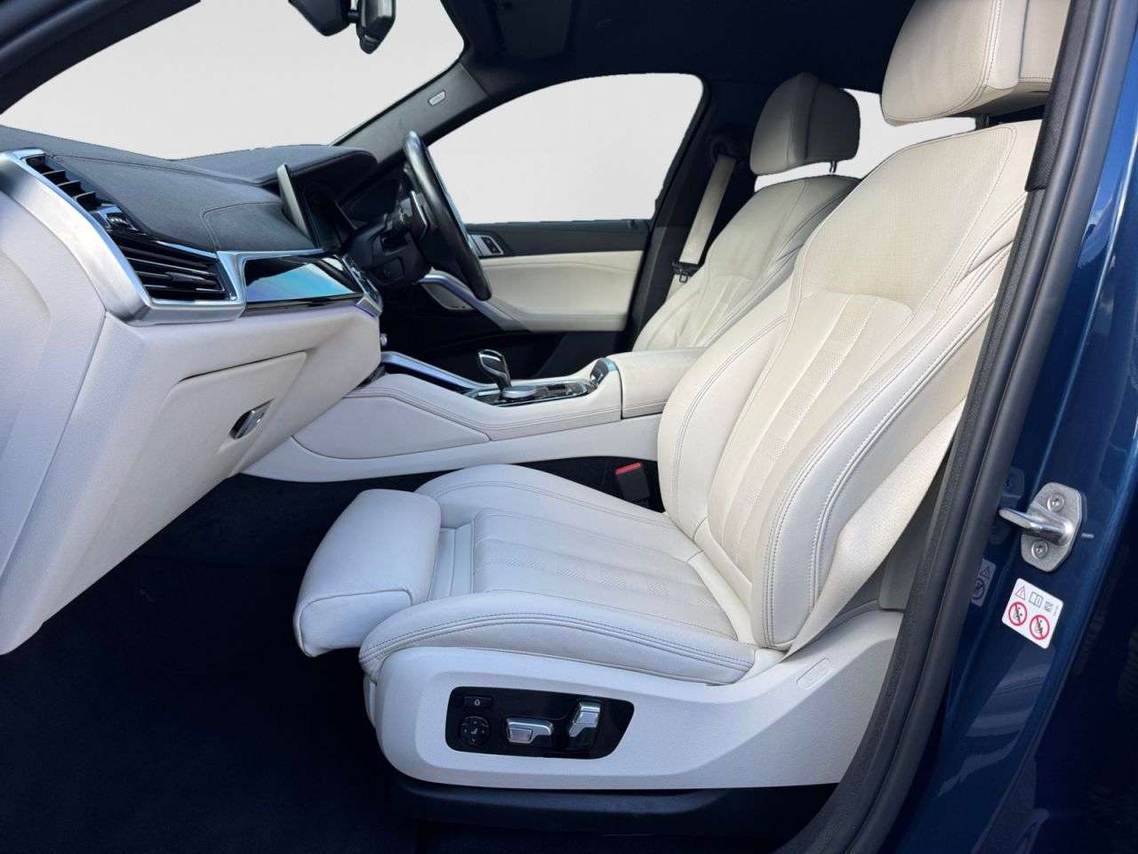 2022 BMW X6 2022 BMW X6