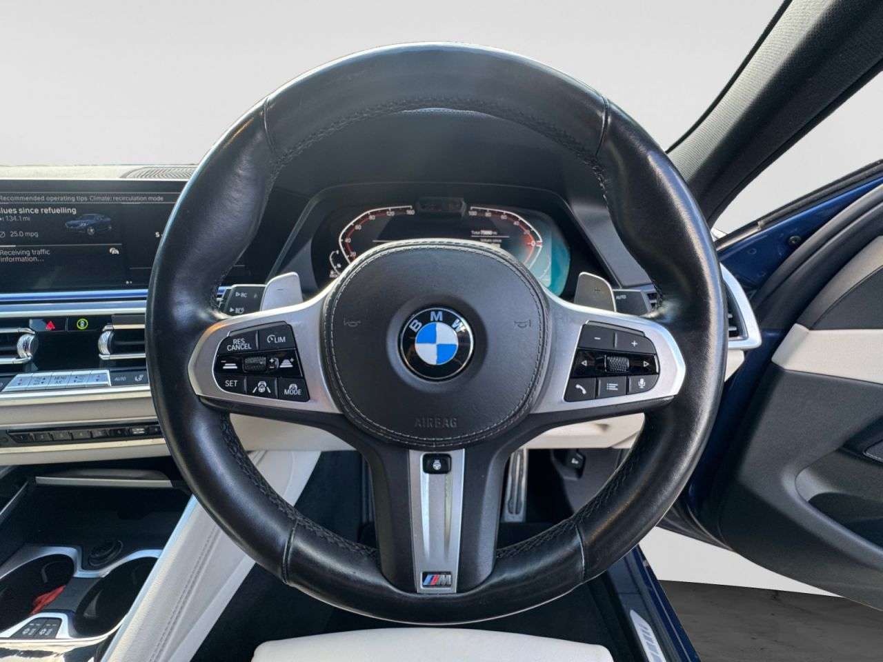 2022 BMW X6 2022 BMW X6