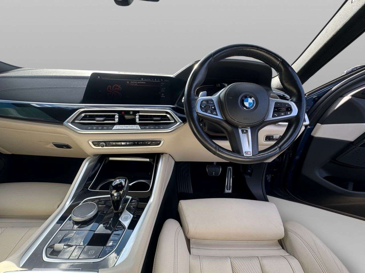 2022 BMW X6 2022 BMW X6