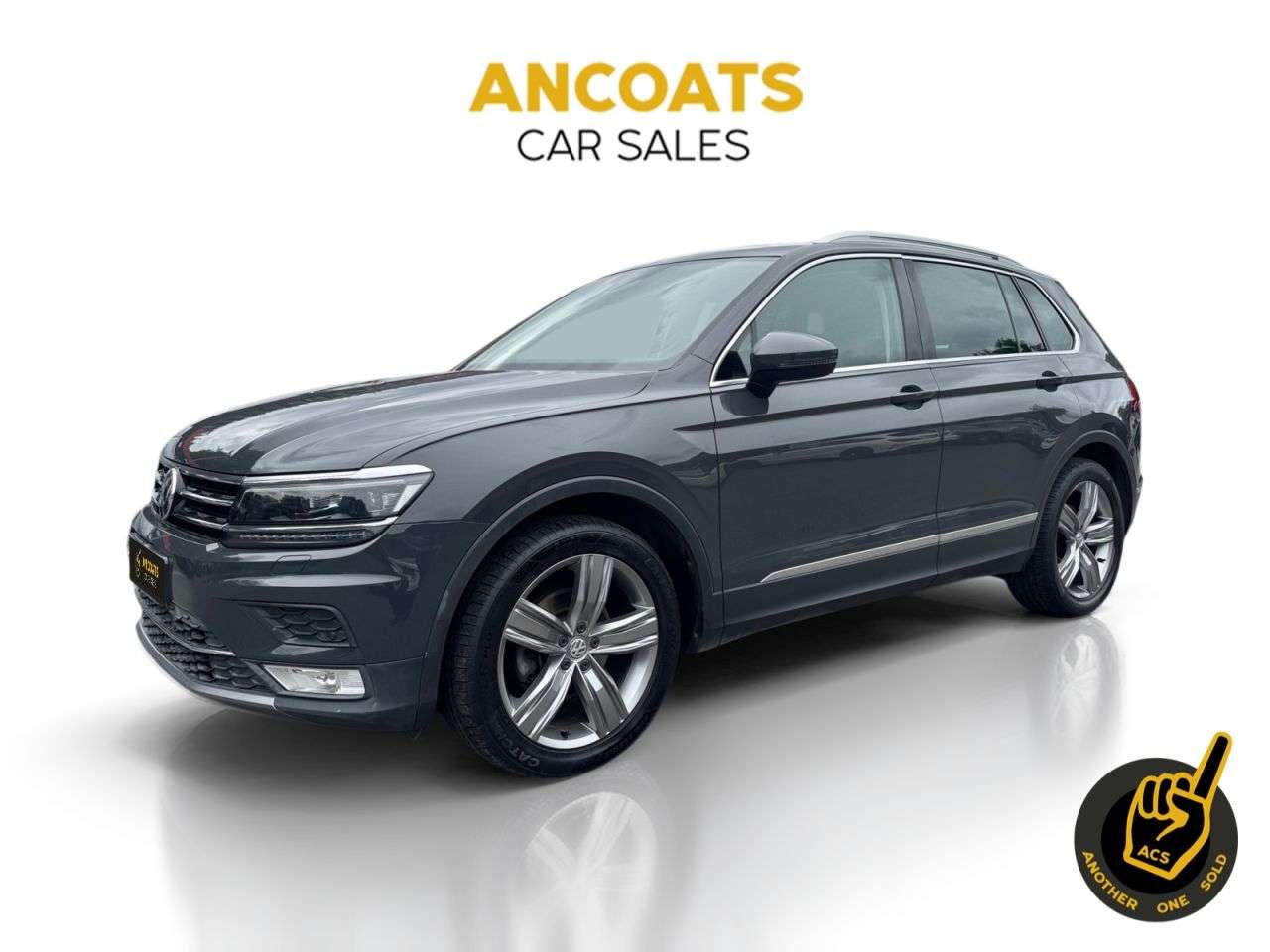 A 2017 VOLKSWAGEN TIGUAN 2.0 TDI BlueMotion Tech SEL SUV 5dr Diesel DSG Euro 6 (s/s) (150 ps) Servic A 2017 VOLKSWAGEN TIGUAN 2.0 TDI BlueMotion Tech SEL SUV 5dr Diesel DSG Euro 6 (s/s) (150 ps) Servic