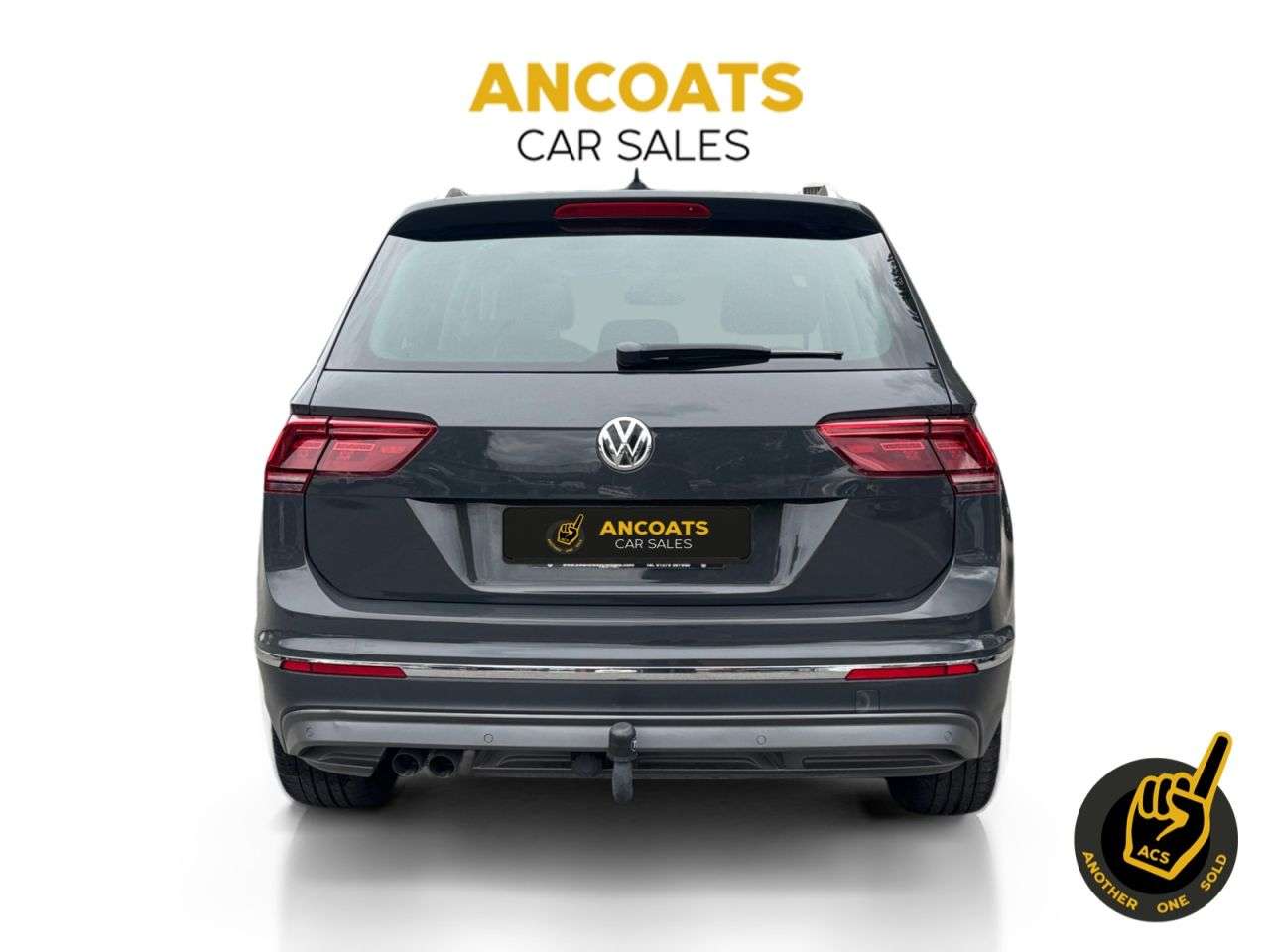 A 2017 VOLKSWAGEN TIGUAN 2.0 TDI BlueMotion Tech SEL SUV 5dr Diesel DSG Euro 6 (s/s) (150 ps) Servic A 2017 VOLKSWAGEN TIGUAN 2.0 TDI BlueMotion Tech SEL SUV 5dr Diesel DSG Euro 6 (s/s) (150 ps) Servic