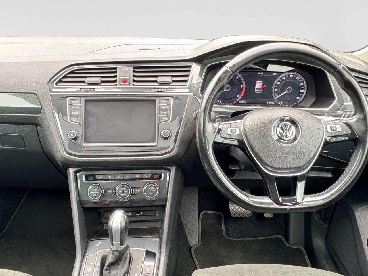 2017 VOLKSWAGEN TIGUAN 2017 VOLKSWAGEN TIGUAN
