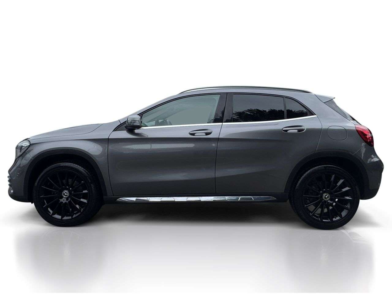 A 2019 MERCEDES-BENZ GLA 1.6 GLA200 AMG Line Edition SUV 5dr Petrol Manual Euro 6 (s/s) (156 ps) A 2019 MERCEDES-BENZ GLA 1.6 GLA200 AMG Line Edition SUV 5dr Petrol Manual Euro 6 (s/s) (156 ps)