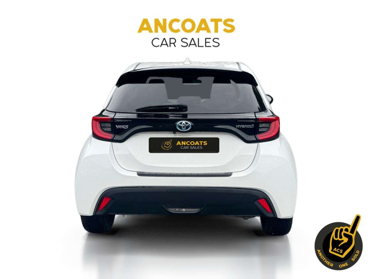 A 2021 TOYOTA YARIS 1.5 VVT-h Design Hatchback 5dr Petrol Hybrid E-CVT Euro 6 (s/s) (116 ps) A 2021 TOYOTA YARIS 1.5 VVT-h Design Hatchback 5dr Petrol Hybrid E-CVT Euro 6 (s/s) (116 ps)