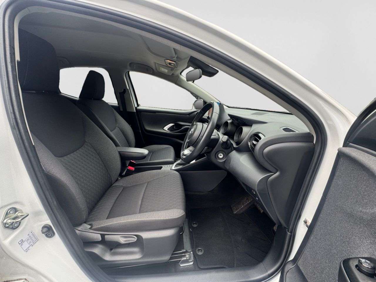 2021 TOYOTA YARIS 2021 TOYOTA YARIS