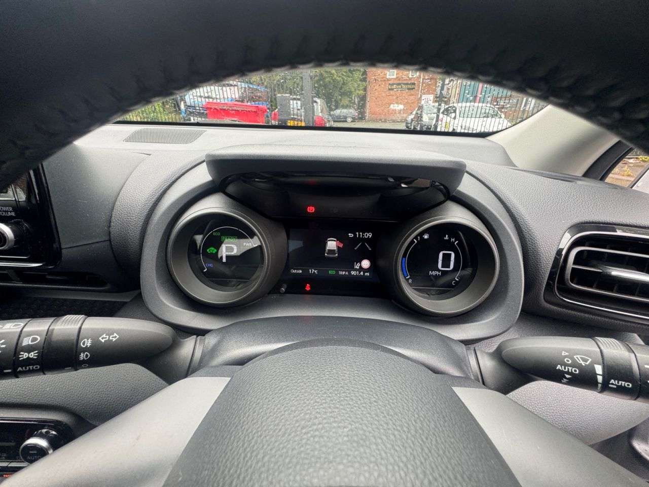2021 TOYOTA YARIS 2021 TOYOTA YARIS