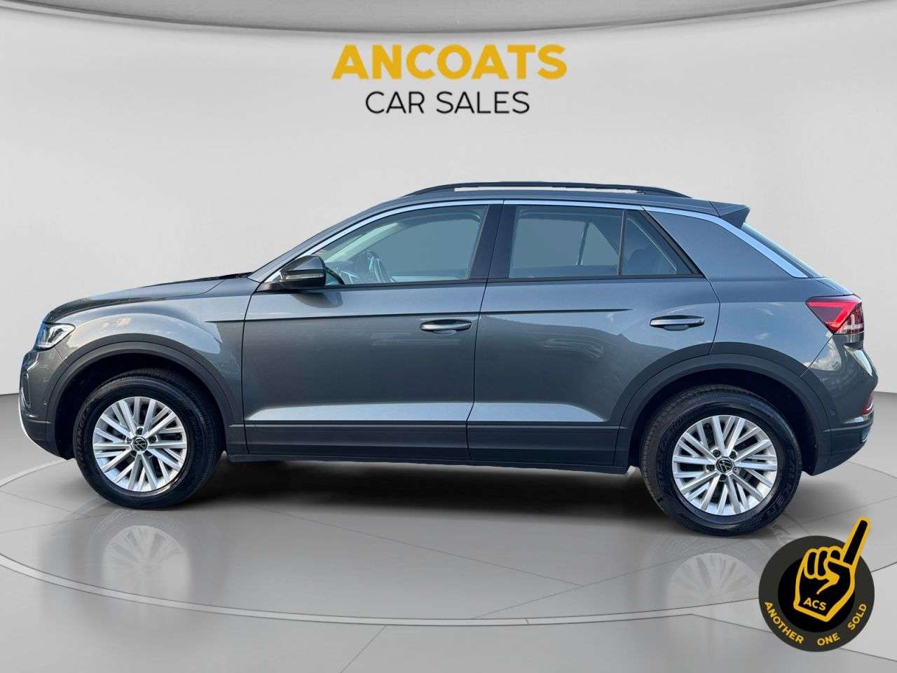 A 2024 VOLKSWAGEN T-ROC 1.5 TSI Life SUV 5dr Petrol DSG Euro 6 (s/s) (150 ps) A 2024 VOLKSWAGEN T-ROC 1.5 TSI Life SUV 5dr Petrol DSG Euro 6 (s/s) (150 ps)