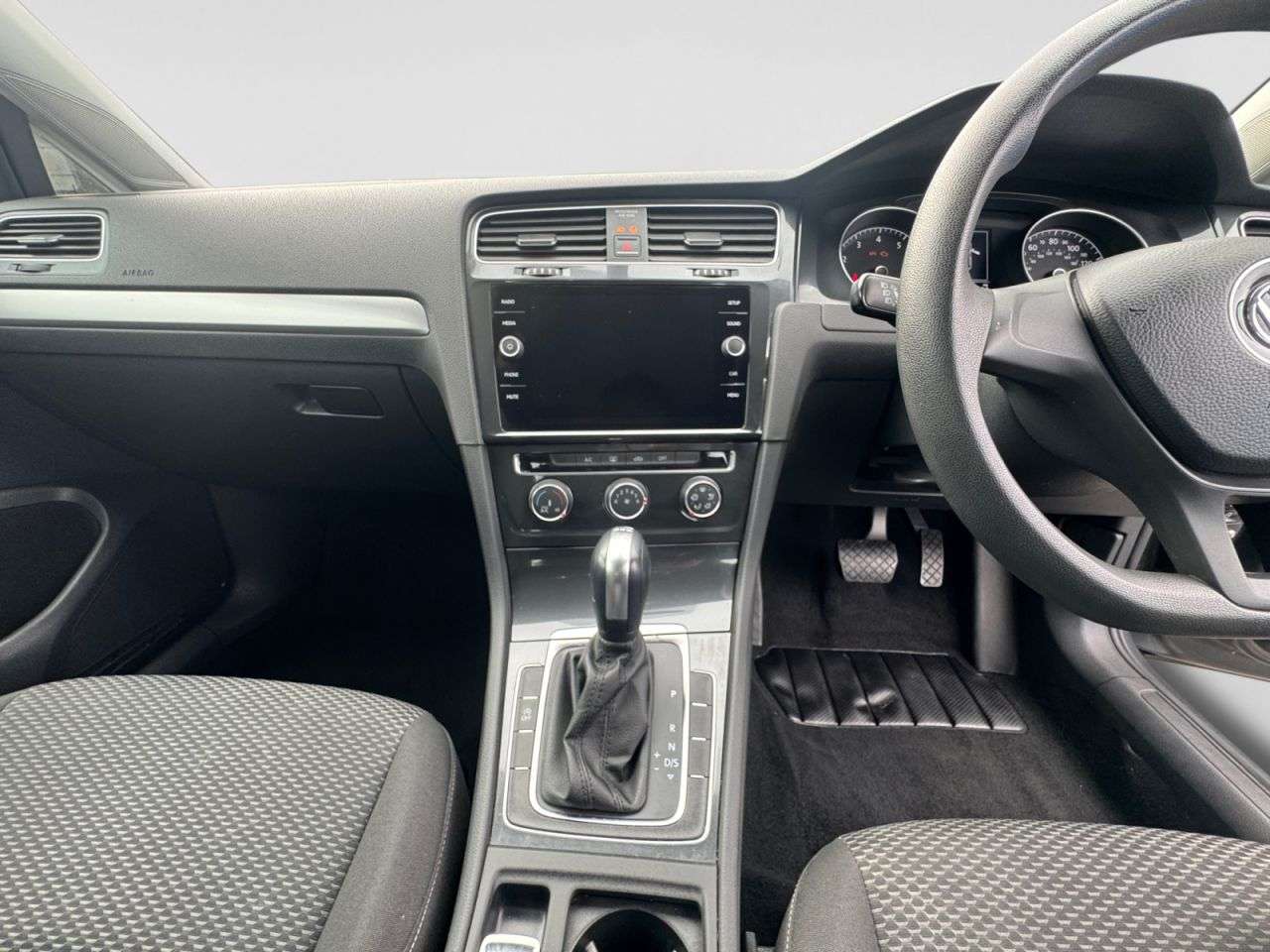 2018 VOLKSWAGEN GOLF 2018 VOLKSWAGEN GOLF