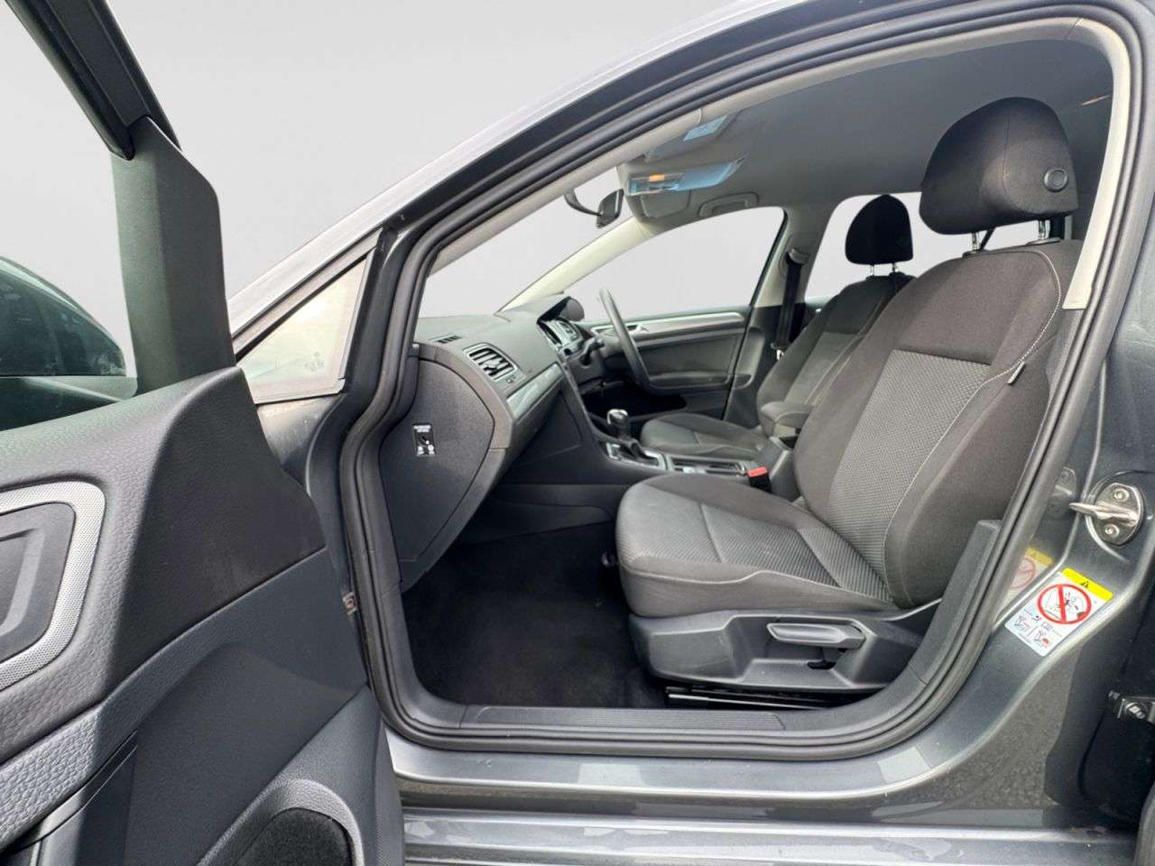2018 VOLKSWAGEN GOLF 2018 VOLKSWAGEN GOLF