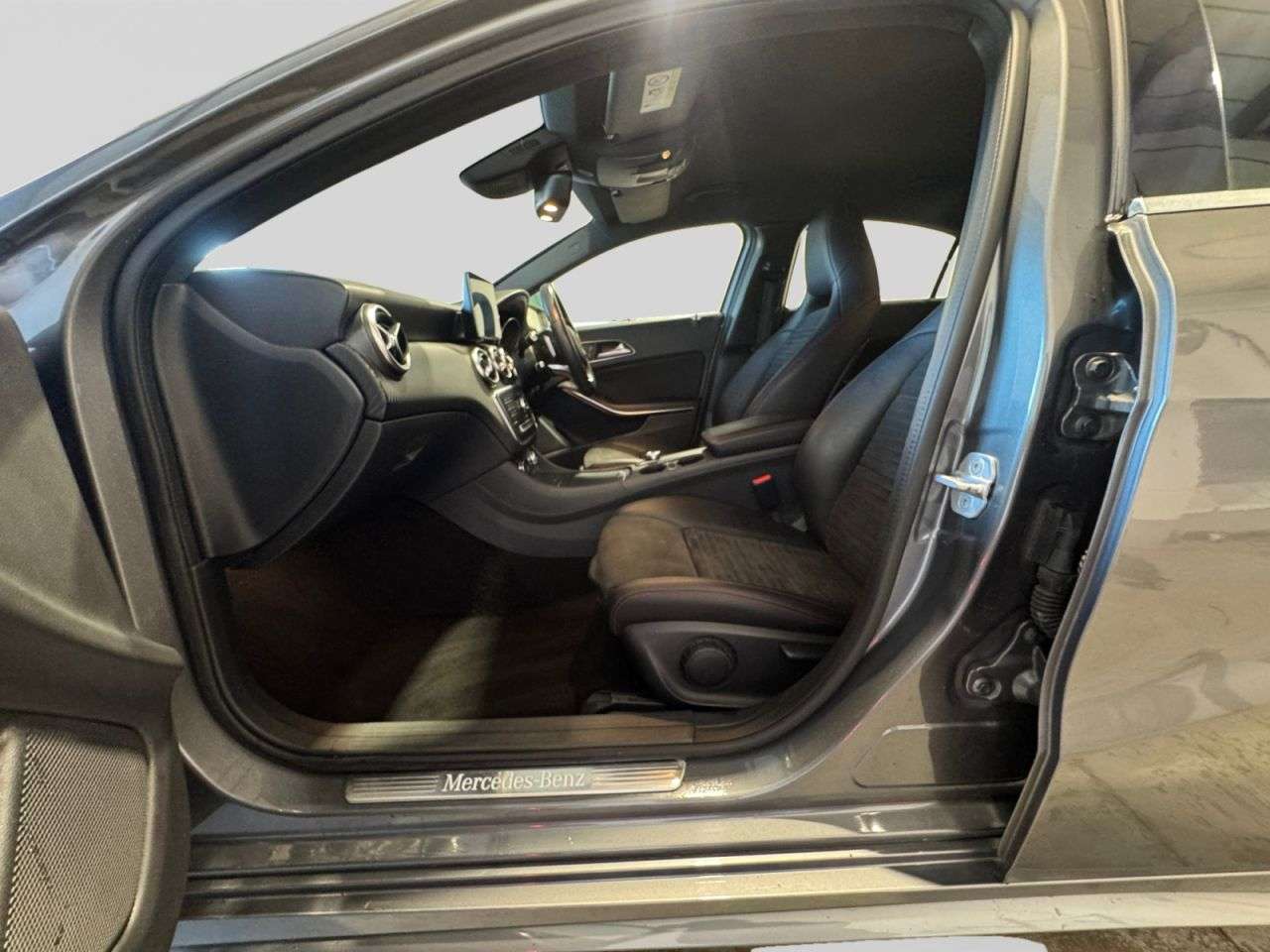 2017 MERCEDES-BENZ A CLASS 2017 MERCEDES-BENZ A CLASS