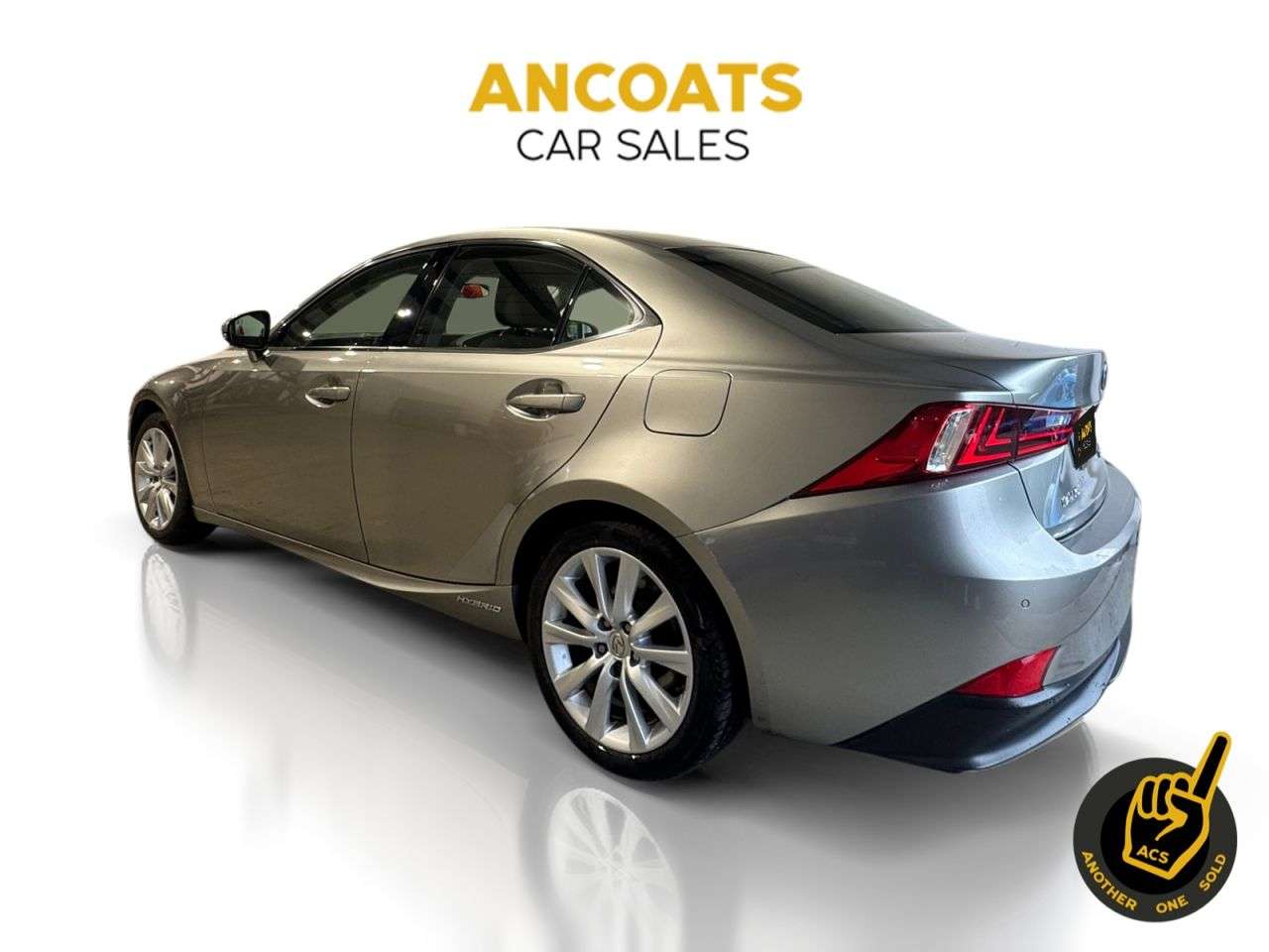 A 2015 LEXUS IS 2.5 300h Executive Edition Saloon 4dr Petrol Hybrid E-CVT Euro 5 (s/s) (223 A 2015 LEXUS IS 2.5 300h Executive Edition Saloon 4dr Petrol Hybrid E-CVT Euro 5 (s/s) (223