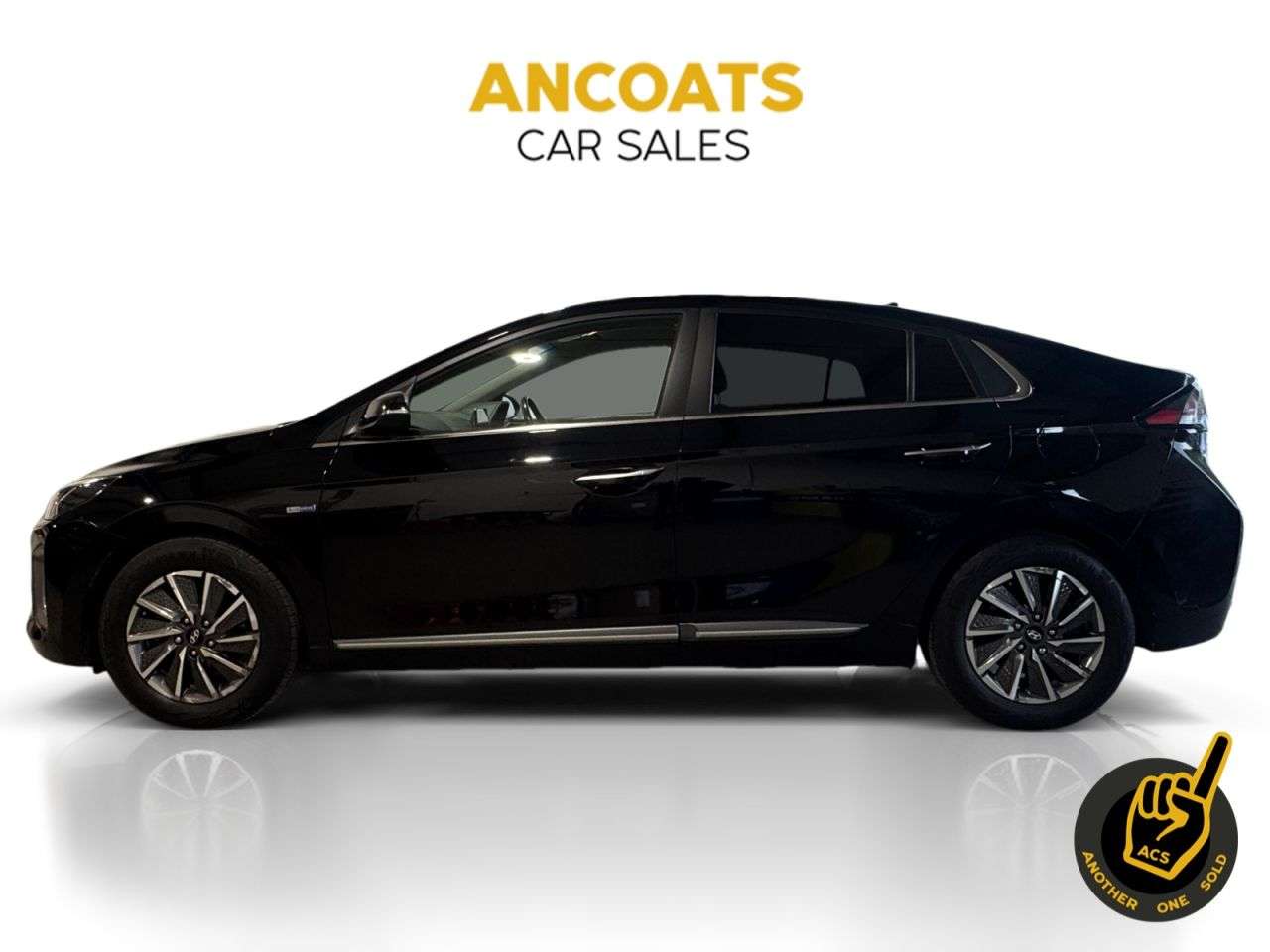 A 2021 HYUNDAI IONIQ 38.3kWh Premium SE Hatchback 5dr Electric Auto (136 ps) Full Hyundai S/Hist A 2021 HYUNDAI IONIQ 38.3kWh Premium SE Hatchback 5dr Electric Auto (136 ps) Full Hyundai S/Hist