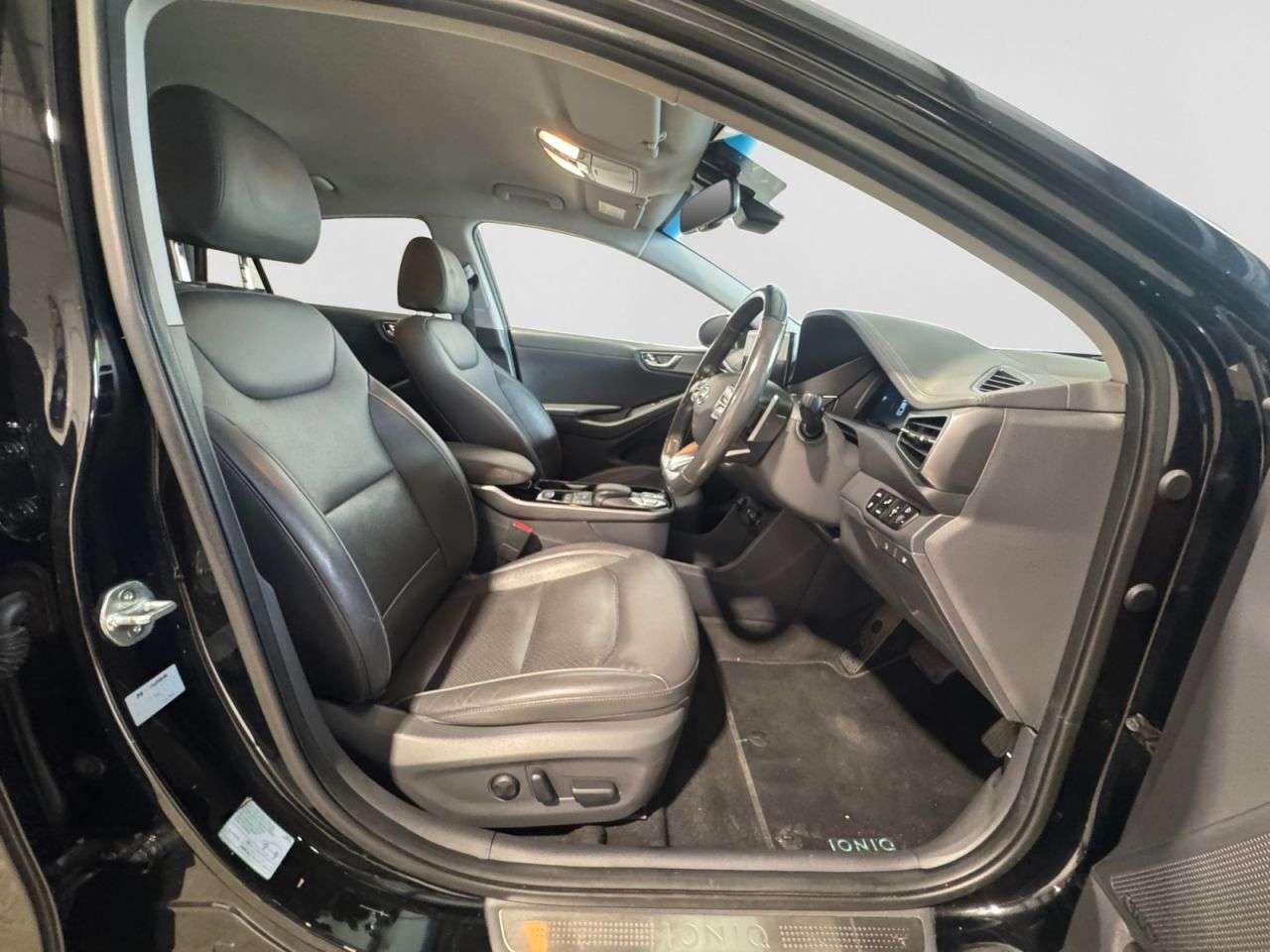 2021 HYUNDAI IONIQ 2021 HYUNDAI IONIQ