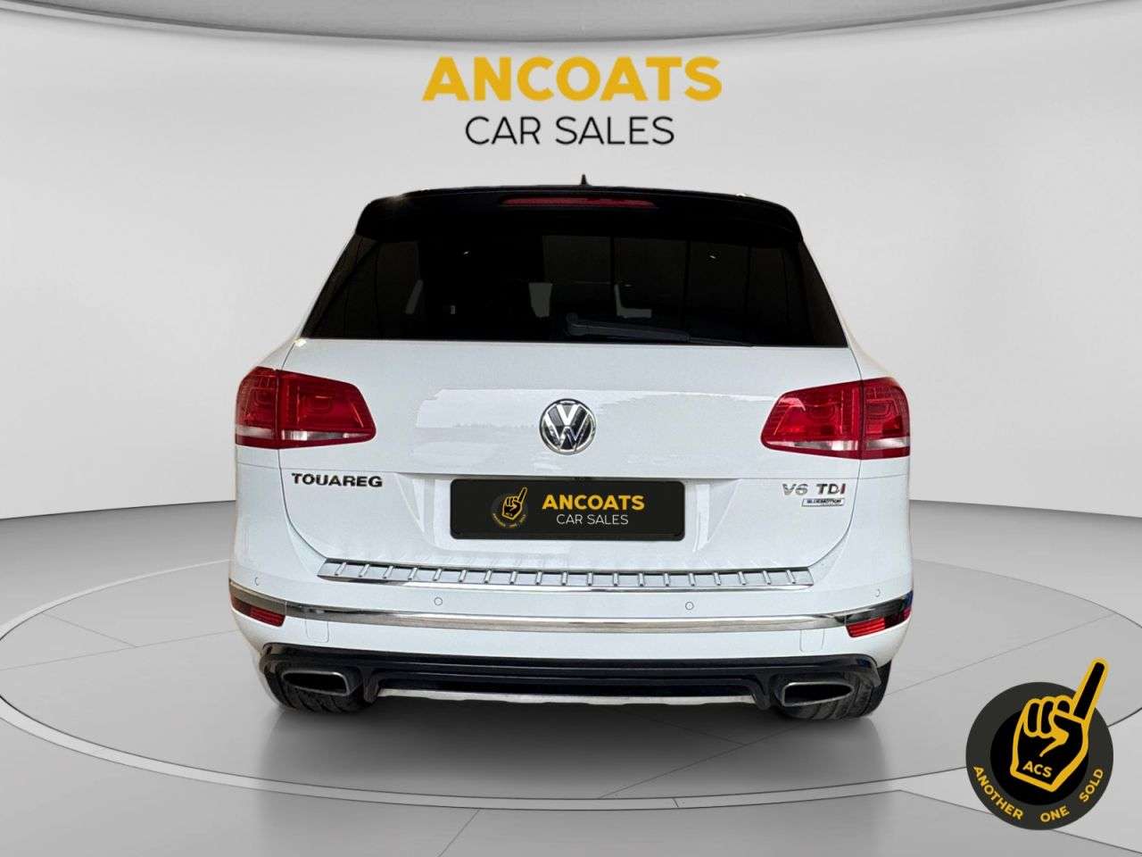 A 2017 VOLKSWAGEN TOUAREG 3.0 TDI V6 BlueMotion Tech R-Line Plus SUV 5dr Diesel Tiptronic 4WD Euro 6 A 2017 VOLKSWAGEN TOUAREG 3.0 TDI V6 BlueMotion Tech R-Line Plus SUV 5dr Diesel Tiptronic 4WD Euro 6