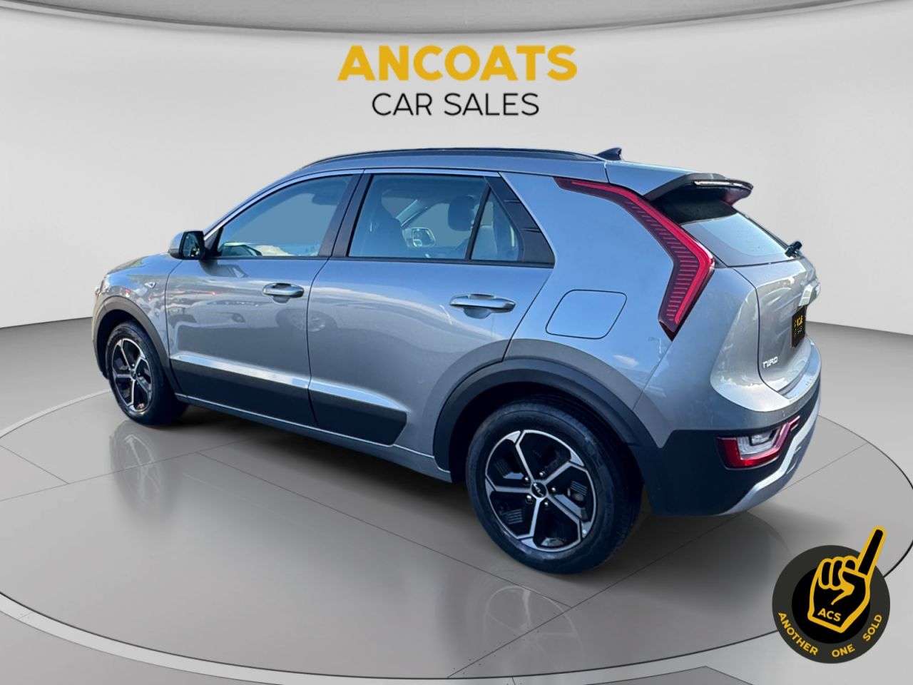 A 2022 KIA NIRO 1.6h GDi 2 SUV 5dr Petrol Hybrid DCT Euro 6 (s/s) (139 bhp) A 2022 KIA NIRO 1.6h GDi 2 SUV 5dr Petrol Hybrid DCT Euro 6 (s/s) (139 bhp)