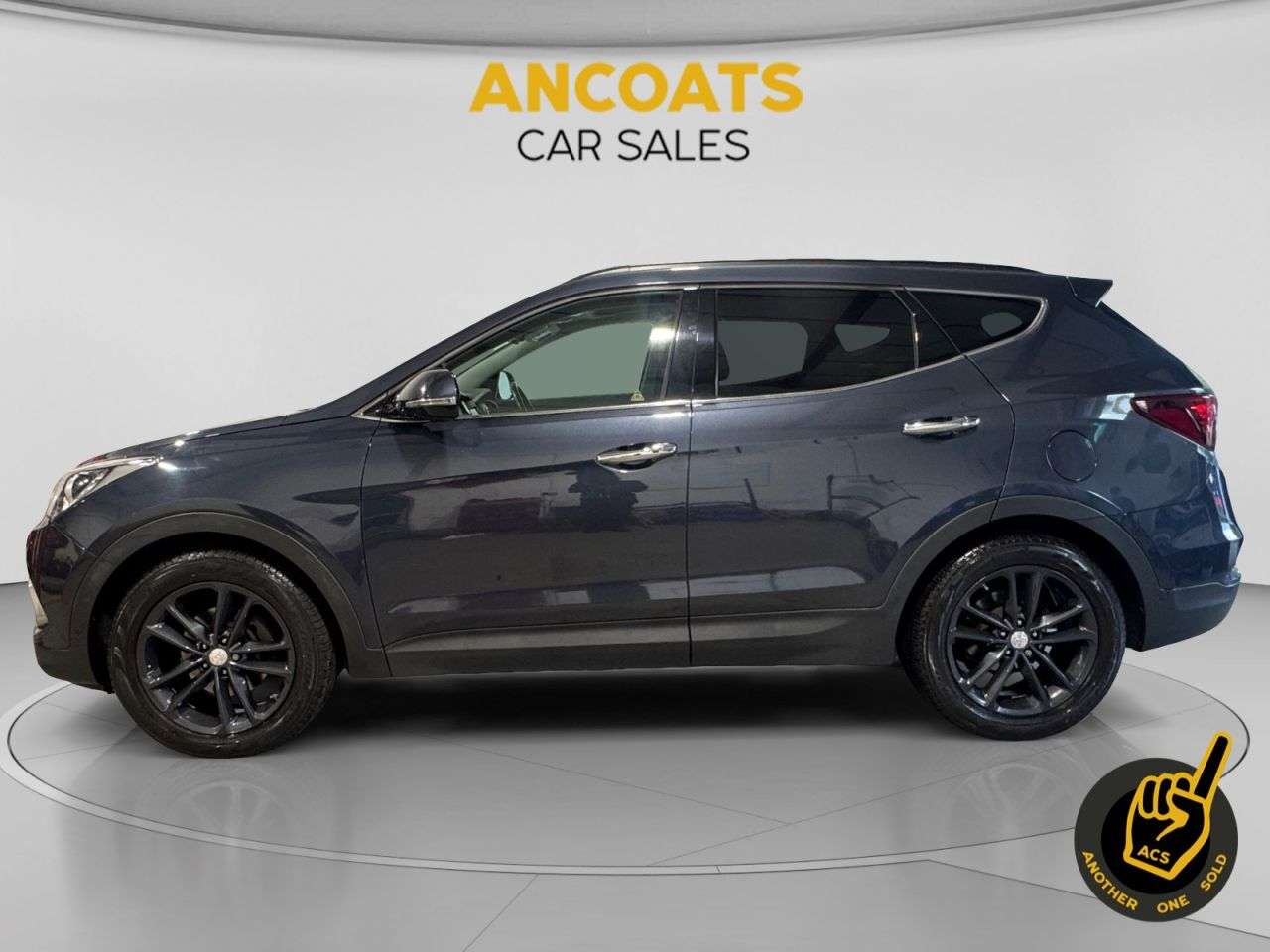 A 2016 HYUNDAI SANTA FE 2.2 CRDi Blue Drive Premium SE SUV 5dr Diesel Auto 4WD Euro 6 (s/s) (7 Seat A 2016 HYUNDAI SANTA FE 2.2 CRDi Blue Drive Premium SE SUV 5dr Diesel Auto 4WD Euro 6 (s/s) (7 Seat