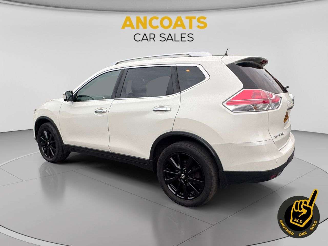 A 2016 NISSAN X-TRAIL 1.6 dCi n-tec SUV 5dr Diesel XTRON Euro 6 (s/s) (130 ps) A 2016 NISSAN X-TRAIL 1.6 dCi n-tec SUV 5dr Diesel XTRON Euro 6 (s/s) (130 ps)