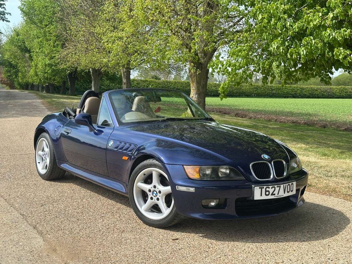Check out this BMW Z3 1999 Petrol Manual