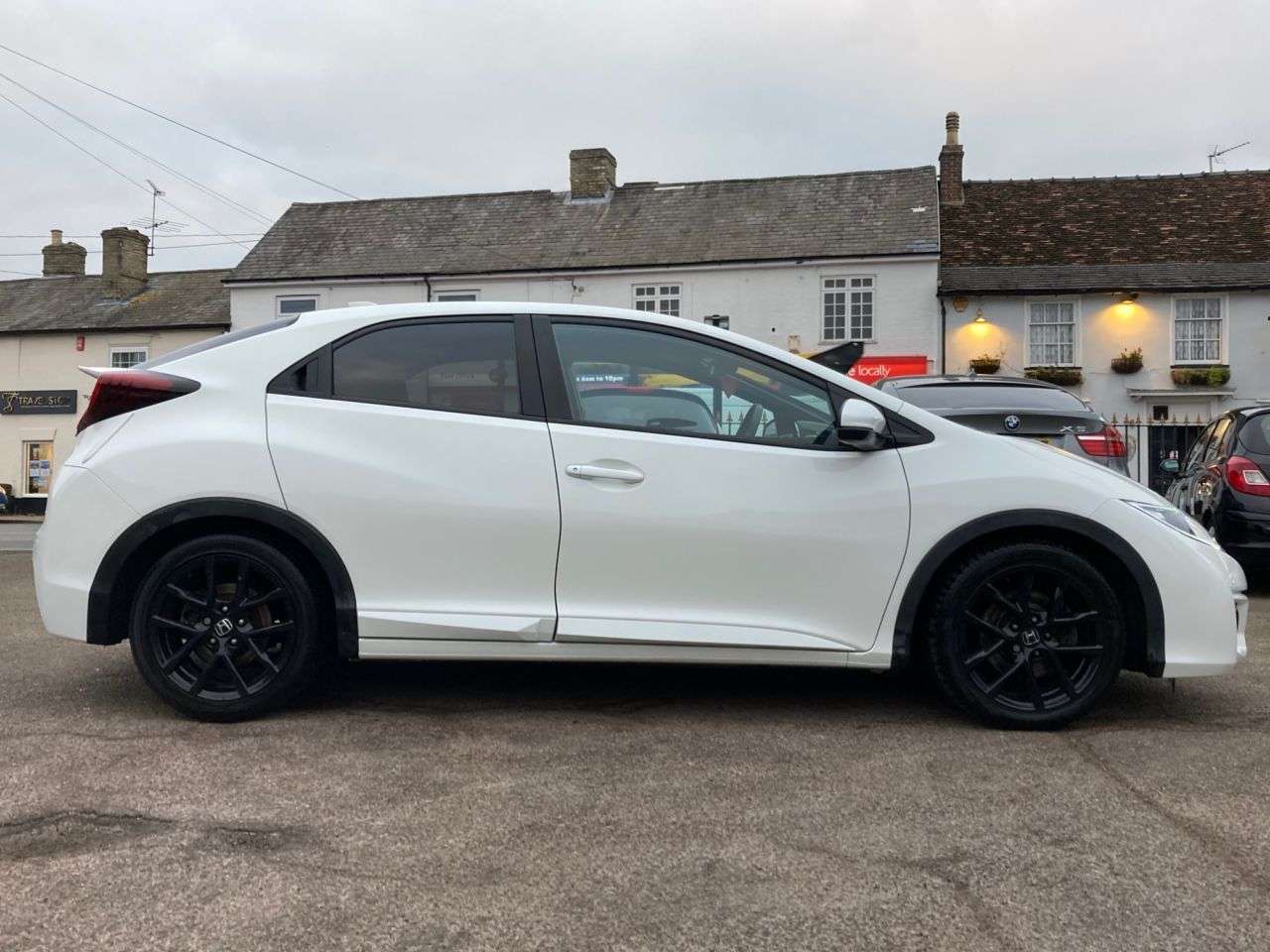 A 2017 HONDA CIVIC I-VTEC SPORT A 2017 HONDA CIVIC I-VTEC SPORT