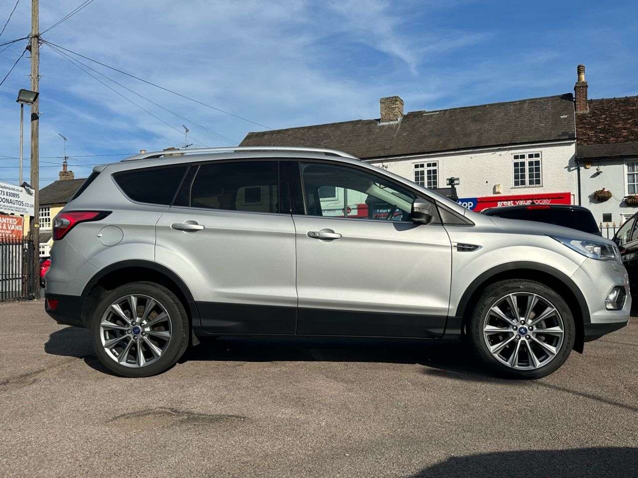 A 2019 FORD KUGA 1.5T TITANIUM X EDITION 5dr WITH FULL LEATHER A 2019 FORD KUGA 1.5T TITANIUM X EDITION 5dr WITH FULL LEATHER