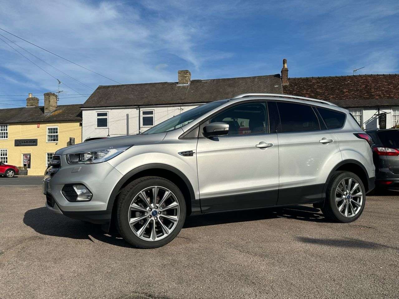 A 2019 FORD KUGA 1.5T TITANIUM X EDITION 5dr WITH FULL LEATHER A 2019 FORD KUGA 1.5T TITANIUM X EDITION 5dr WITH FULL LEATHER