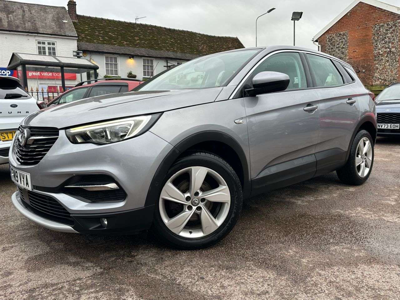 A 2019 VAUXHALL GRANDLAND X 1.5 TURBO D BLUEINJECTION ELITE NAV SUV 5dr DIESEL EURO 6 (s/s) (130 ps) A 2019 VAUXHALL GRANDLAND X 1.5 TURBO D BLUEINJECTION ELITE NAV SUV 5dr DIESEL EURO 6 (s/s) (130 ps)