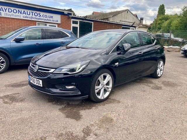 A 2016 VAUXHALL ASTRA 1.6 CDTi BiTURBO SRi NAV 5dr DIESEL (s/s) (160 ps) WITH NEW TIMING CHAIN,CL A 2016 VAUXHALL ASTRA 1.6 CDTi BiTURBO SRi NAV 5dr DIESEL (s/s) (160 ps) WITH NEW TIMING CHAIN,CL