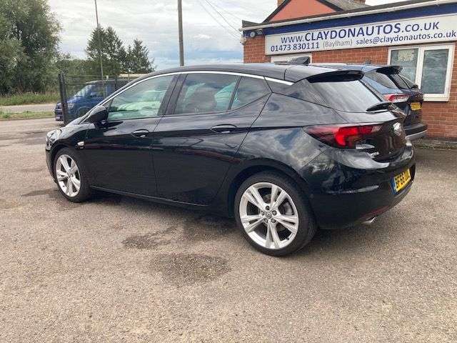 A 2016 VAUXHALL ASTRA 1.6 CDTi BiTURBO SRi NAV 5dr DIESEL (s/s) (160 ps) WITH NEW TIMING CHAIN,CL A 2016 VAUXHALL ASTRA 1.6 CDTi BiTURBO SRi NAV 5dr DIESEL (s/s) (160 ps) WITH NEW TIMING CHAIN,CL