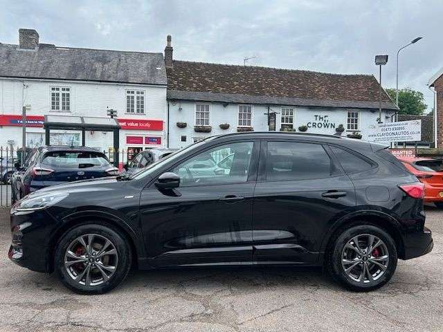 A 2022 FORD KUGA 2.5h DURATEC FHEV ST-LINE EDITION SUV 5dr PETROL HYBRID CVT EURO 6 (s/s) (1 A 2022 FORD KUGA 2.5h DURATEC FHEV ST-LINE EDITION SUV 5dr PETROL HYBRID CVT EURO 6 (s/s) (1