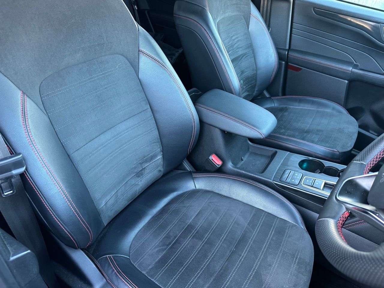 2022 FORD KUGA 2022 FORD KUGA