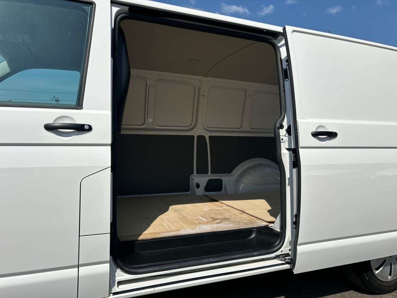 2023 VOLKSWAGEN TRANSPORTER 2023 VOLKSWAGEN TRANSPORTER