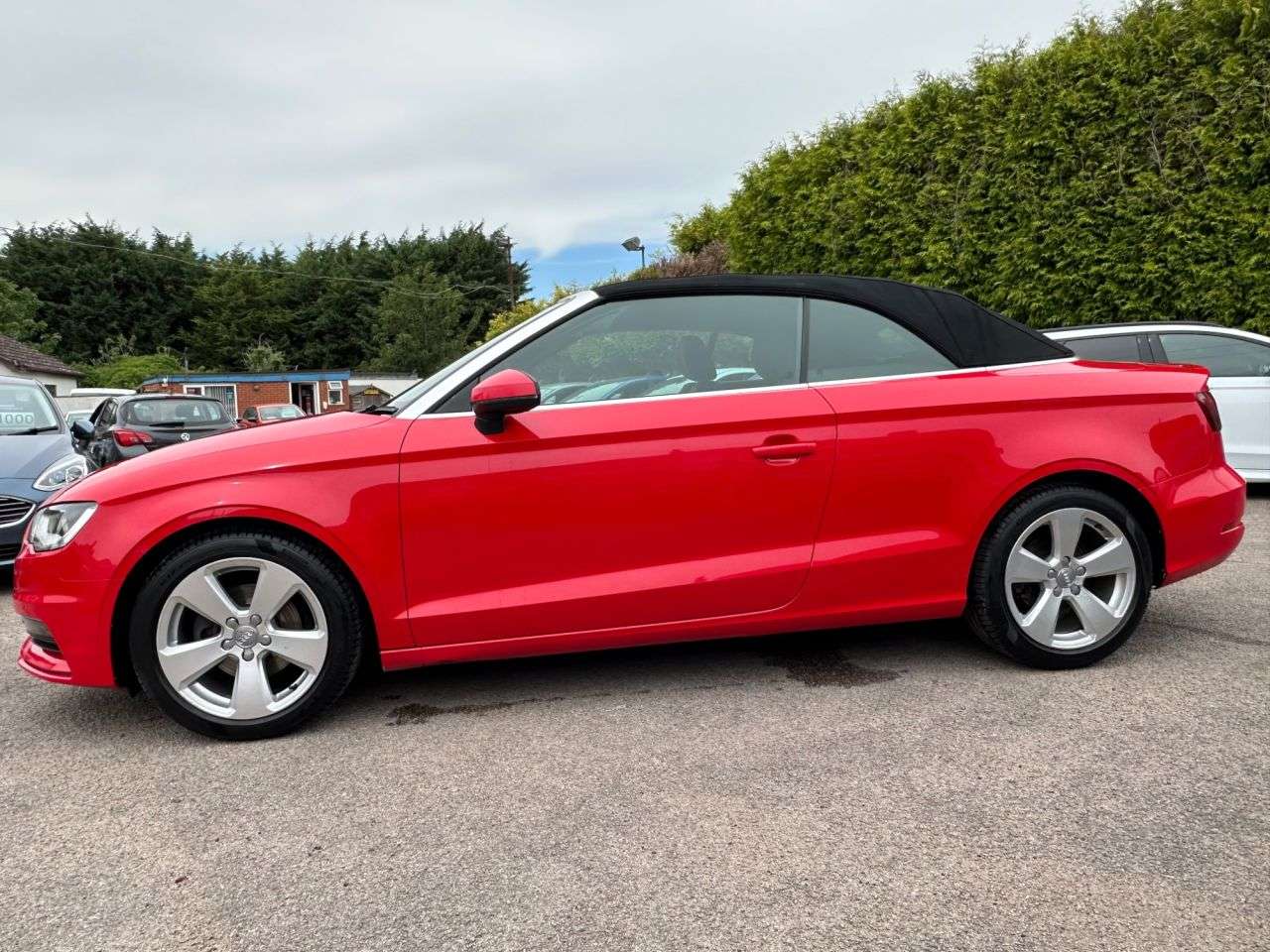 A 2015 AUDI A3 CABRIOLET 1.6 TDI SPORT CONVERTIBLE 2dr EURO 6 (s/s) (110 ps) BEAUTIFUL CONDITION A 2015 AUDI A3 CABRIOLET 1.6 TDI SPORT CONVERTIBLE 2dr EURO 6 (s/s) (110 ps) BEAUTIFUL CONDITION