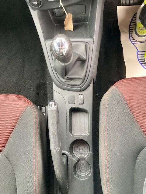 2013 RENAULT CLIO 2013 RENAULT CLIO