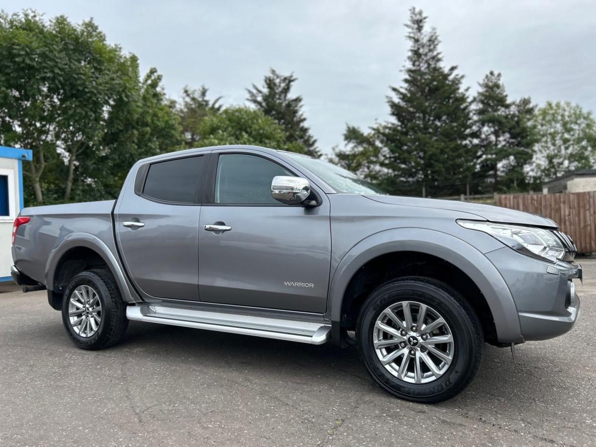 Check out this Mitsubishi L200 2019 Diesel Automatic