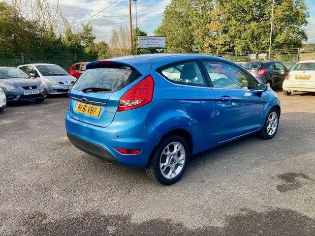 A 2011 FORD FIESTA 1.4 ZETEC 3dr WITH SERVICE HISTORY A 2011 FORD FIESTA 1.4 ZETEC 3dr WITH SERVICE HISTORY