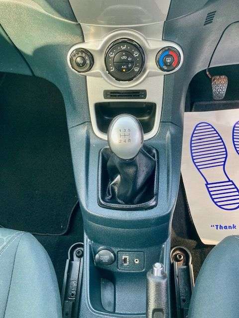 2011 FORD FIESTA 2011 FORD FIESTA