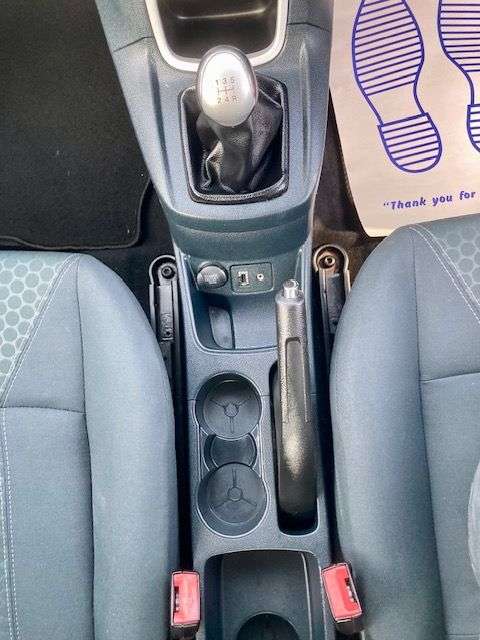 2011 FORD FIESTA 2011 FORD FIESTA