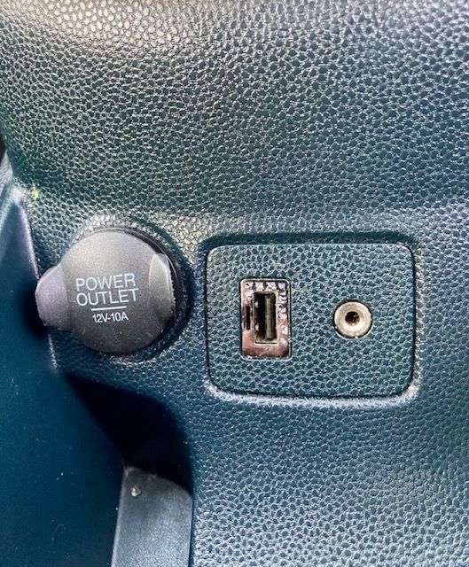 2011 FORD FIESTA 2011 FORD FIESTA