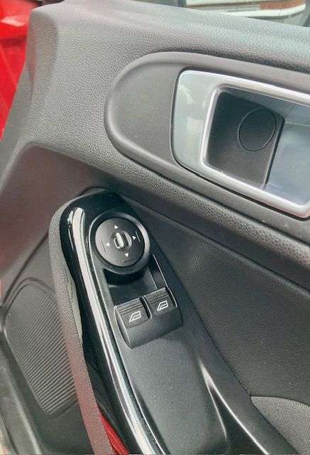 2013 FORD FIESTA 2013 FORD FIESTA