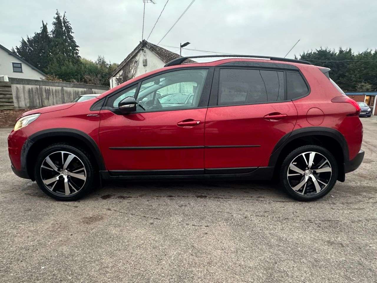 2017 PEUGEOT 2008 2017 PEUGEOT 2008