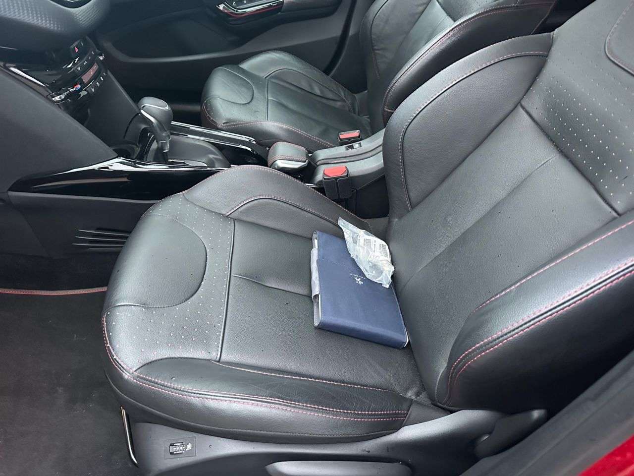 2017 PEUGEOT 2008 2017 PEUGEOT 2008