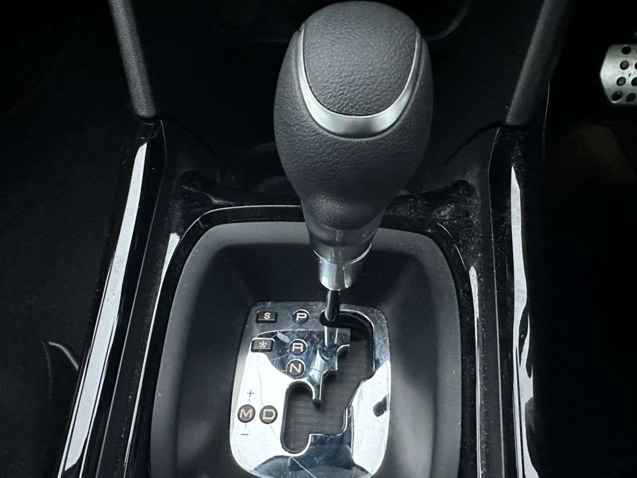 2017 PEUGEOT 2008 2017 PEUGEOT 2008