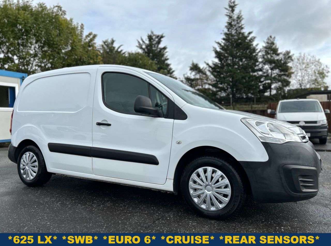 A 2018 CITROEN BERLINGO 1.6BlueHDi 625 LX P/V 5dr SWB 100bhp LOW MILEAGE EXAMPLE, 6 SERVICES A 2018 CITROEN BERLINGO 1.6BlueHDi 625 LX P/V 5dr SWB 100bhp LOW MILEAGE EXAMPLE, 6 SERVICES